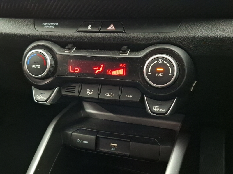 Kia Stonic 1.0 T Gdi Mhev Gt Line Suv Hybrid Manua Blue #16