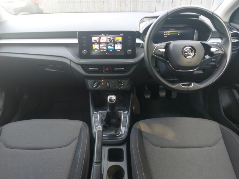 Skoda Fabia 1.0 Tsi 110 Colour Edition White #3