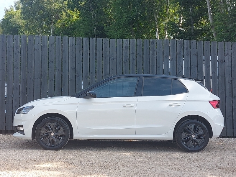 Skoda Fabia 1.0 Tsi 110 Colour Edition White #4