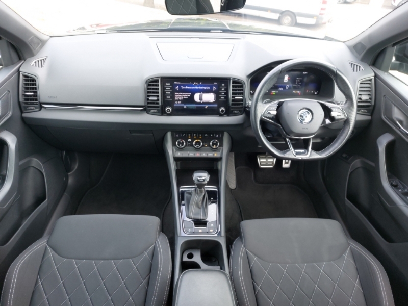 Skoda Karoq 2.0 Tsi Sportline 4X4 Dsg SE23VDM Black #3