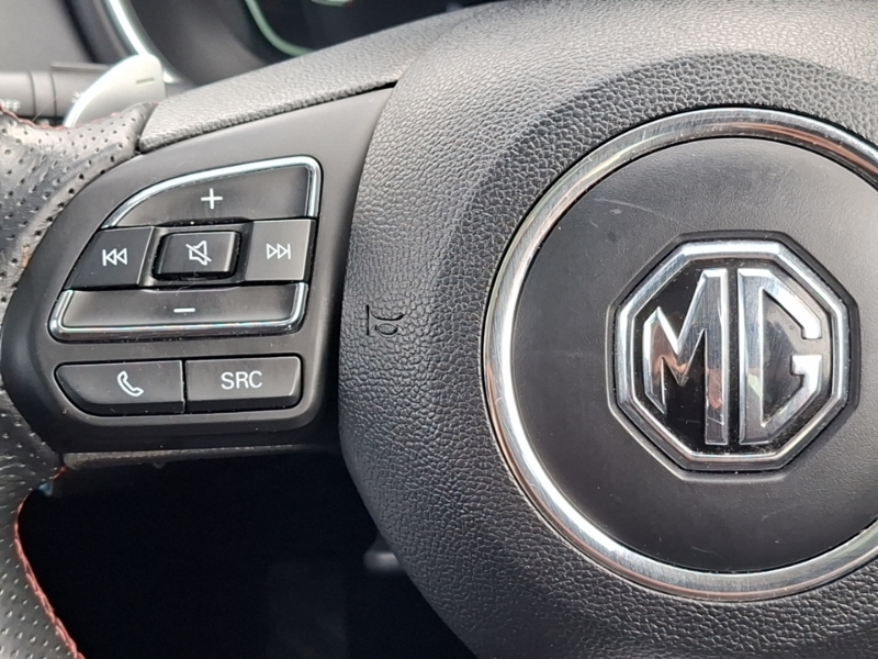 MG HS 1.5 T-gdi Exclusive Dct Black