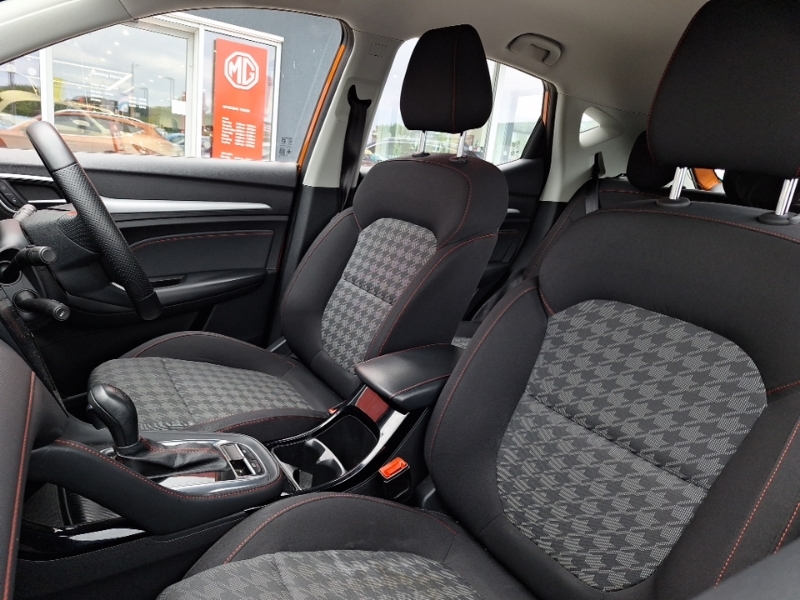 MG ZS 1.0T Gdi Excite Dct Orange #5