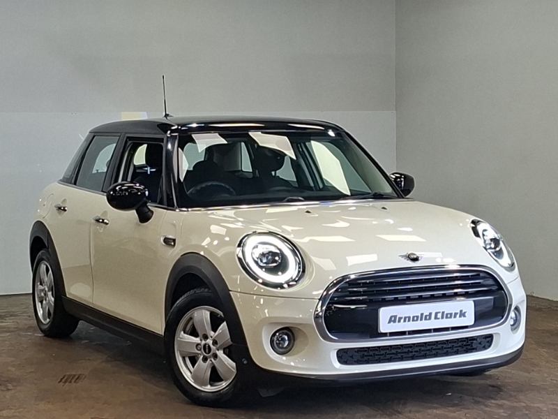Mini Hatch 1.5 Cooper Classic II White