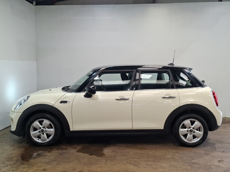Mini Hatch 1.5 Cooper Classic II LF19ATL White #4