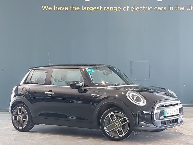 Mini Hatch 135Kw Cooper S Level 2 33Kwh Black