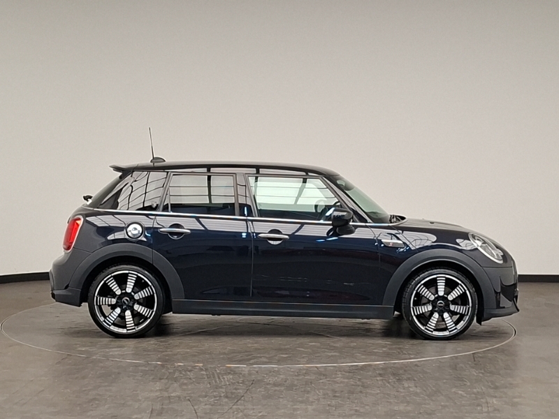 Mini Hatch 2.0 Cooper S Exclusive SB72AFE Black #2
