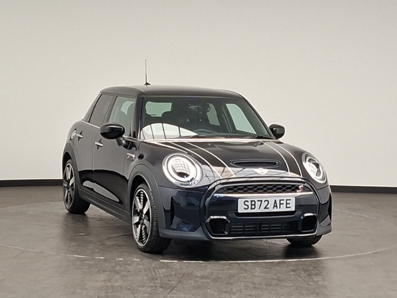 Mini Hatch 2.0 Cooper S Exclusive SB72AFE Black