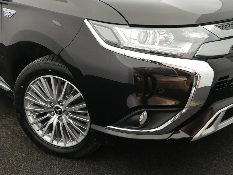 Mitsubishi Outlander 2.4H Twinmotor 13.8Kwh Exceed Safety Cvt 4Wd Euro Black #9