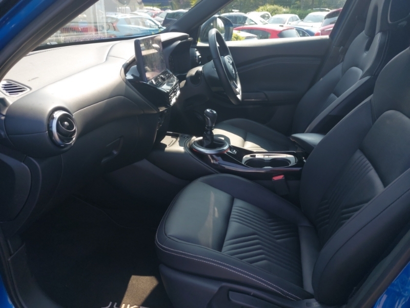 Nissan Juke 1.0 Dig-t Tekna SM25ZKR Blue #5