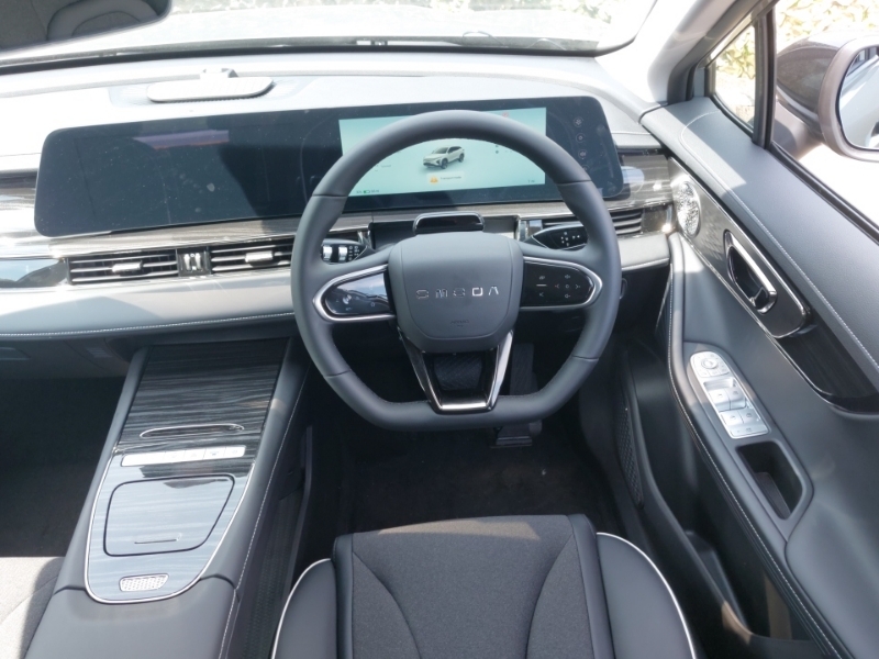 Omoda E5 58.9Kwh Knight BT75ZCE Green #9