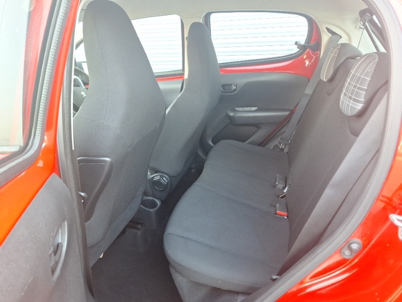 Peugeot 108 1.0 Active Red #6
