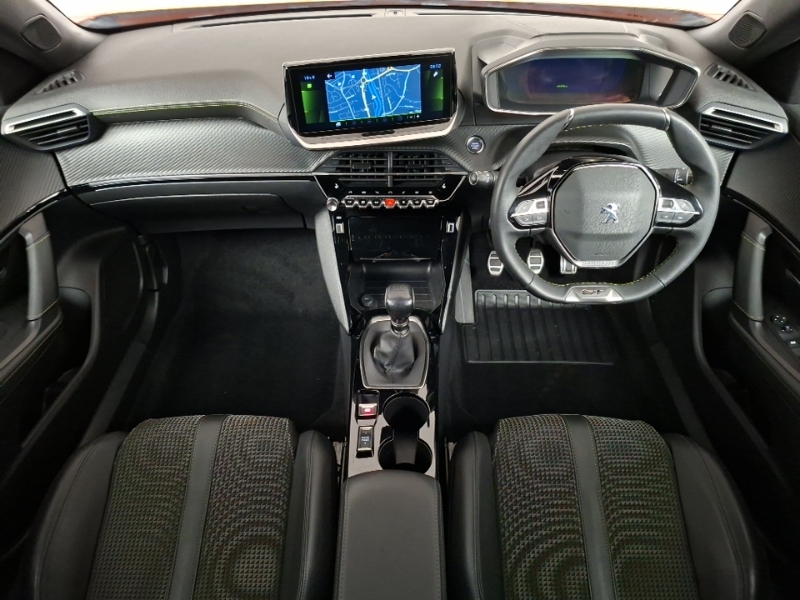 Peugeot 2008 1.2 Puretech 130 Gt SD23AAU Orange #3