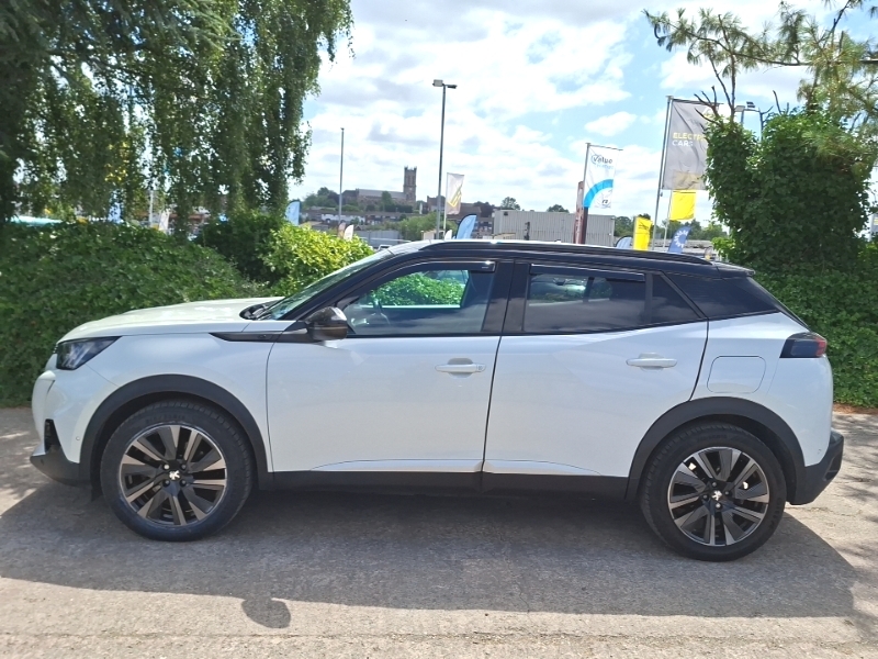 Peugeot e-2008 100Kw Gt Premium 50Kwh White #4