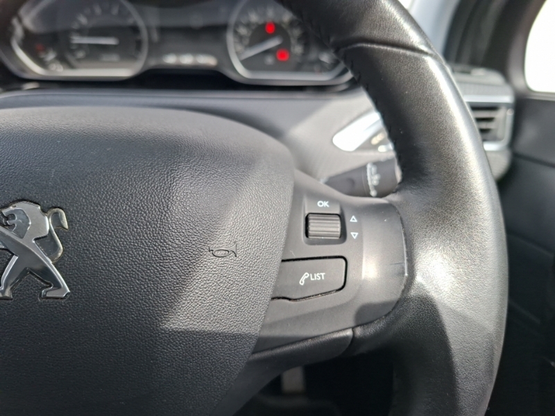 Peugeot 208 1.2 Puretech 82 Black Edition Cwvehiclemarketing Black #13