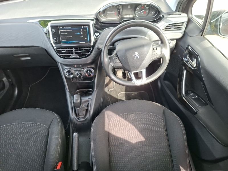 Peugeot 208 1.2 Puretech 82 Black Edition Cwvehiclemarketing Black #8