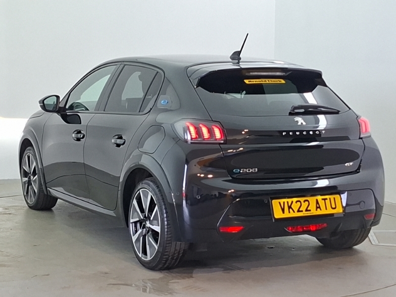 Peugeot e-208 100Kw Gt Premium 50Kwh Black #2