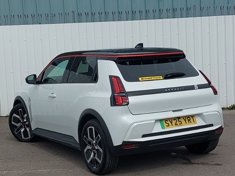 Renault 5 E-Tech 110Kw Techno Comfort Range 52Kwh SY25YRT White #2