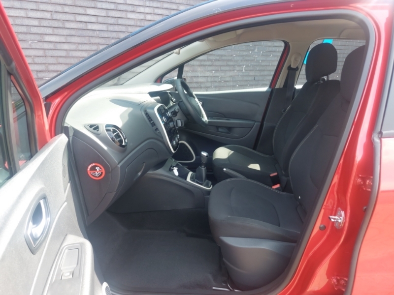 Renault Captur 0.9 Tce 90 Play SD69FUT Red #5