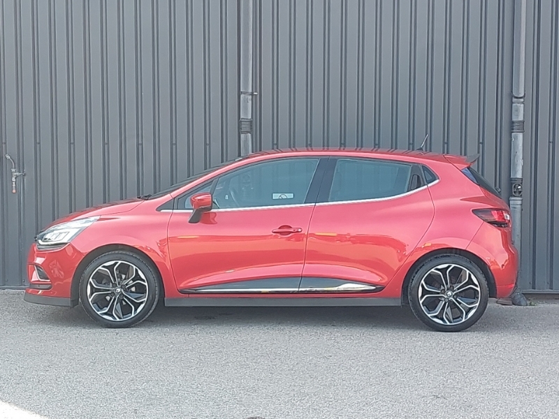 Renault Clio 0.9 Tce 90 Signature Nav Red #4
