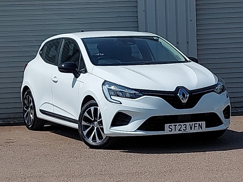 Renault Clio 1.6 E-tech Full Hybrid 145 Evolution ST23VFN White