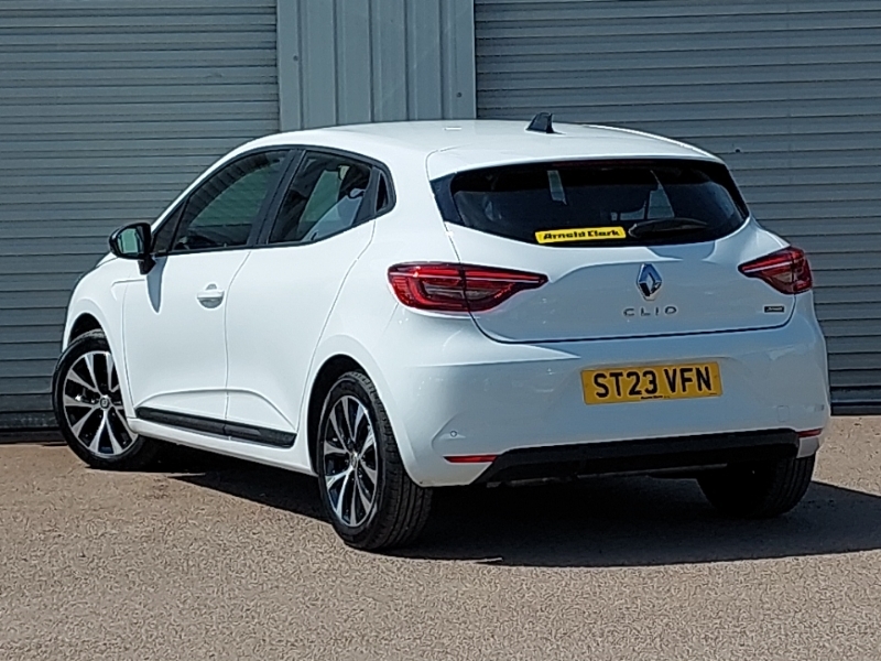 Renault Clio 1.6 E-tech Full Hybrid 145 Evolution ST23VFN White #2