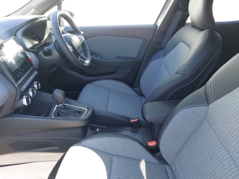 Renault Clio 1.6 E-tech Full Hybrid 145 Techno SC26VYZ Grey #5