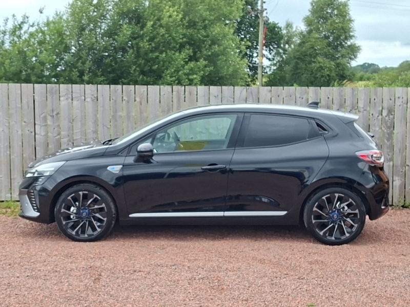 Renault Clio 1.6 E-tech Fh 145 Iconic Esprit Alpine SC26VLN Black #4