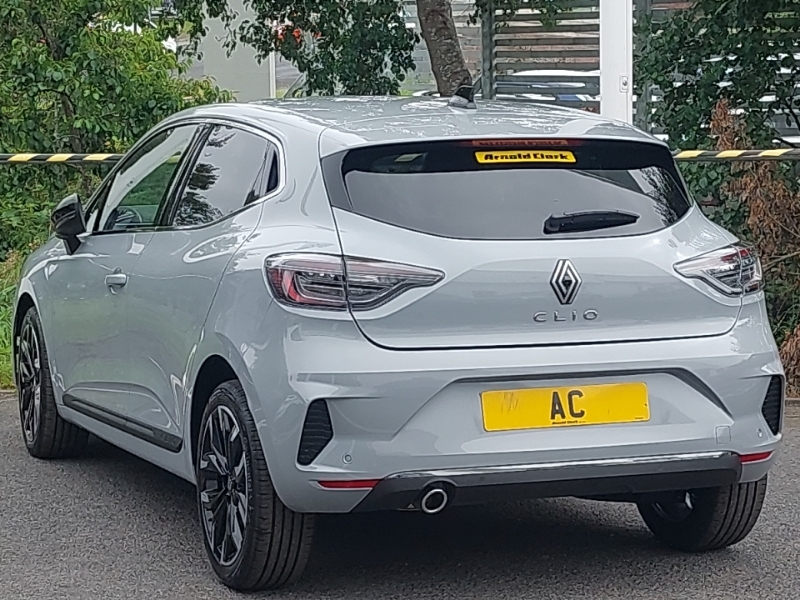 Renault Clio 1.0 Tce 90 Techno SC26WKX Grey #2