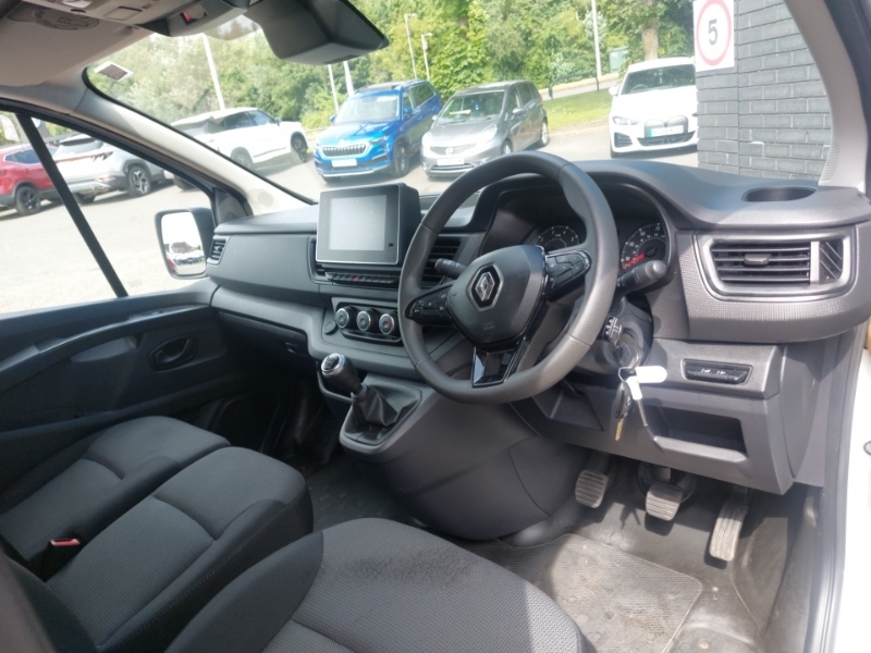 Renault Trafic Sl30 Blue Dci 130 Advance Van White #3