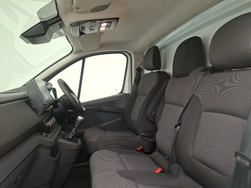 Renault Trafic Sl30 Blue Dci 130 Advance Van White #5
