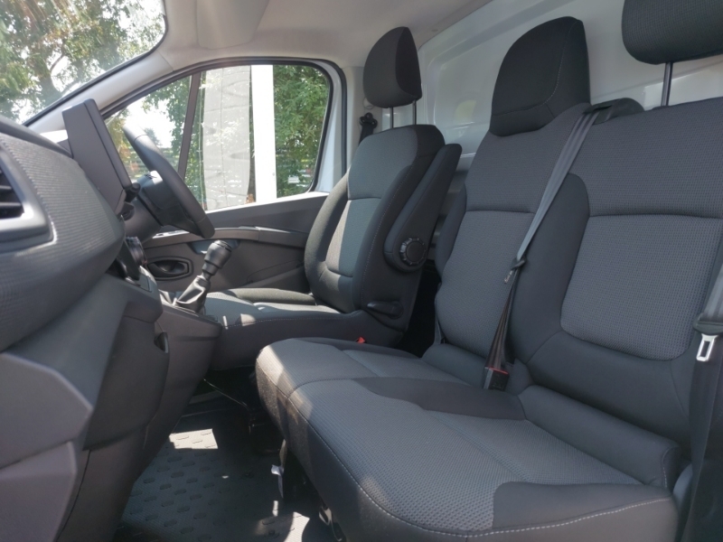 Renault Trafic Ll30 Blue Dci 130 Advance Safety Van SC26XOO White #5