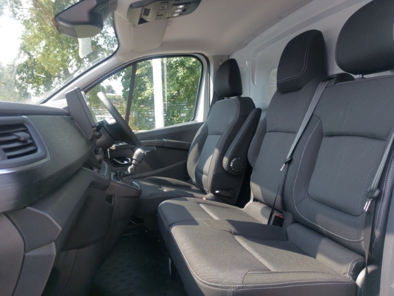 Renault Trafic Sl30 Blue Dci 130 Extra Safety Van SC26XER White #5