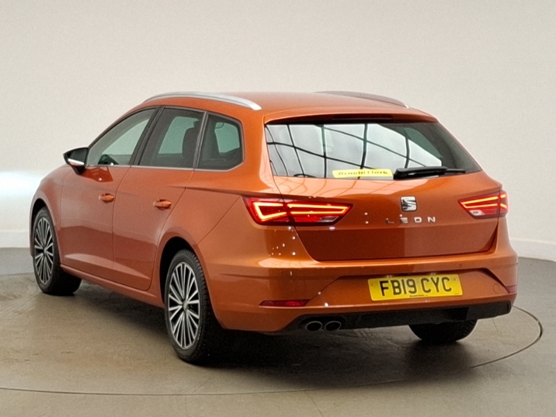 Seat Leon 2.0 Tsi 190 Xcellence Lux Ez Dsg FB19CYC Orange #2