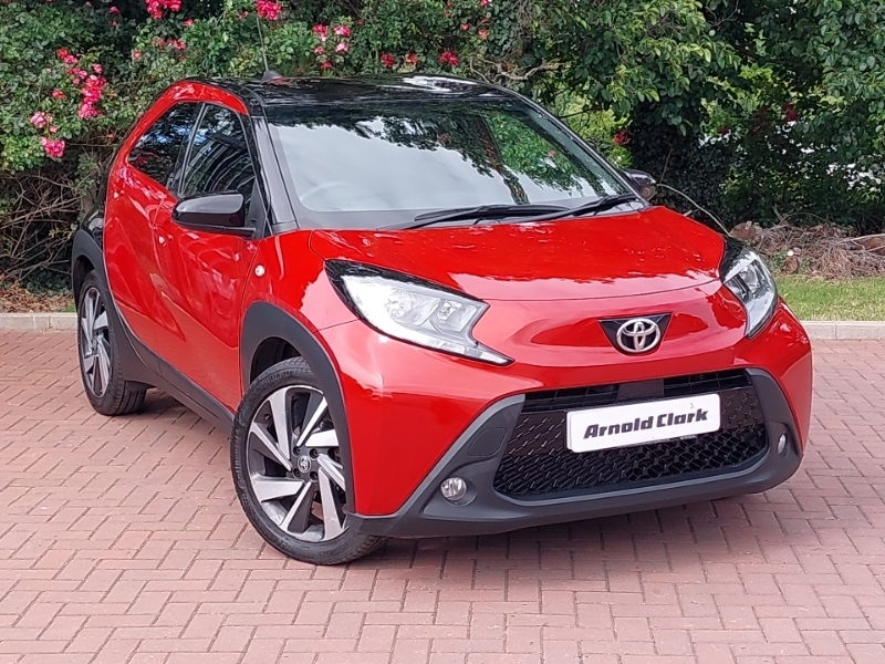 Toyota Aygo X 1.0 Vvt-i Pure Red