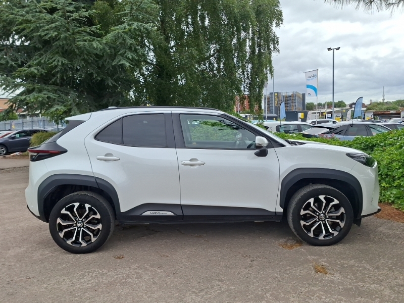 Toyota Yaris Cross 1.5 Hybrid Design Cvt Tech Pack White #3