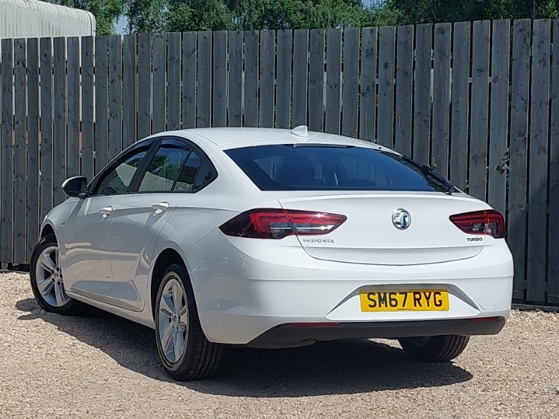 Vauxhall Insignia 1.5T Ecotec Design White #2