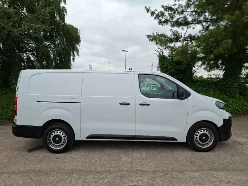 Vauxhall Vivaro 1.5 Turbo D 120 Prime H1 Van DN74JMU White #4