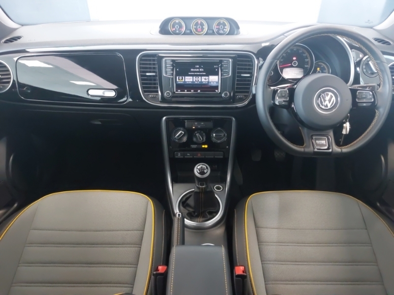 Volkswagen Beetle 2.0 Tdi 150 Dune White #4