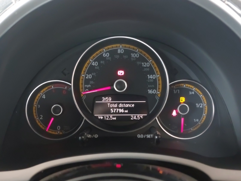 Volkswagen Beetle Tsi Bluemotion Tech Design White #9