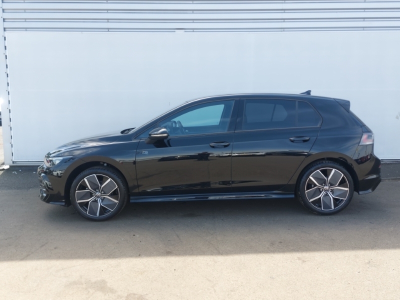 Volkswagen Golf 1.5 Tsi 150 Black Edition Black #4