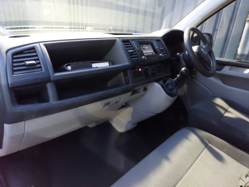 Volkswagen Transporter 2.0 Tdi Bmt 84 Startline Van White #5