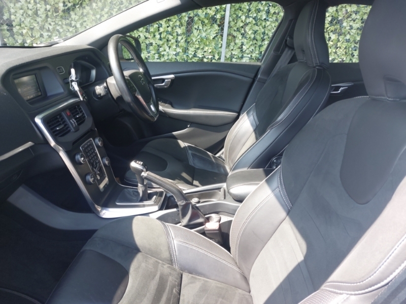 Volvo V40 T2 122 R Design Grey #5