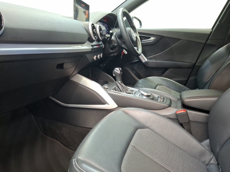 Audi Q2 35 Tfsi S Line S Tronic Grey #5