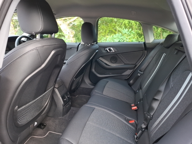 BMW 2 Series 218I 136 Sport Live Cockpit Professional White #6