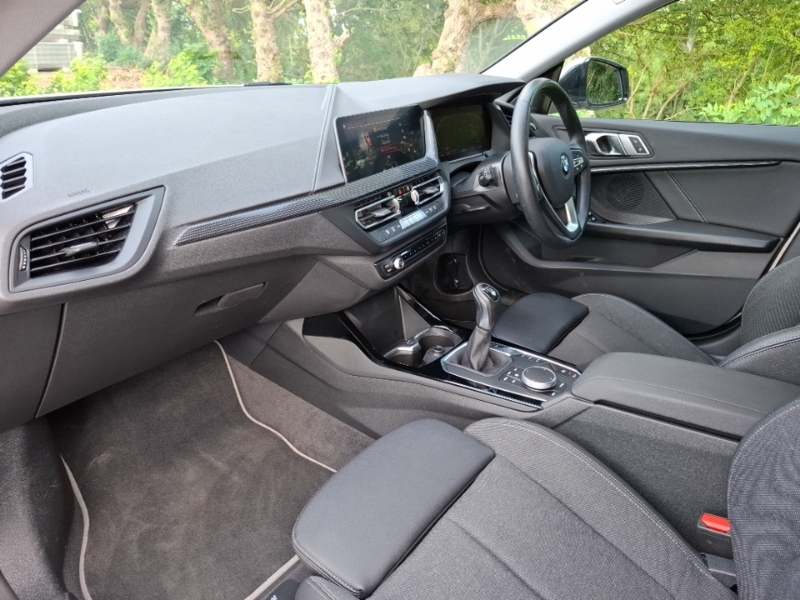BMW 2 Series 218I 136 Sport Live Cockpit Professional White #5
