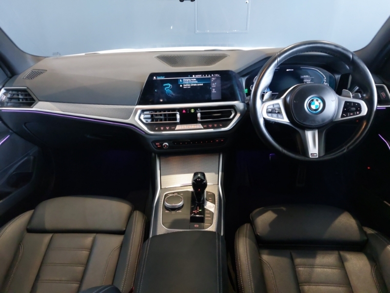 BMW 3 Series 330E M Sport Step SF22YEB White #3