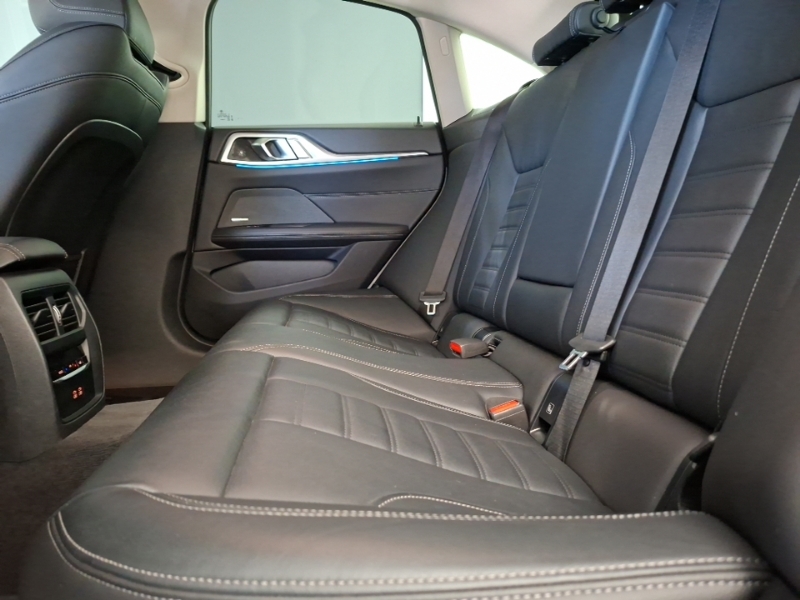 BMW i4 250Kw Edrive40 Sport 83.9Kwh Tech Pack Grey #6