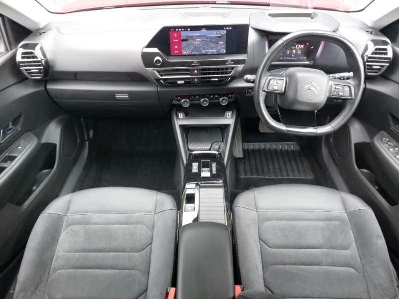 Citroen e-C4 100Kw Shine Plus 50Kwh Red #3