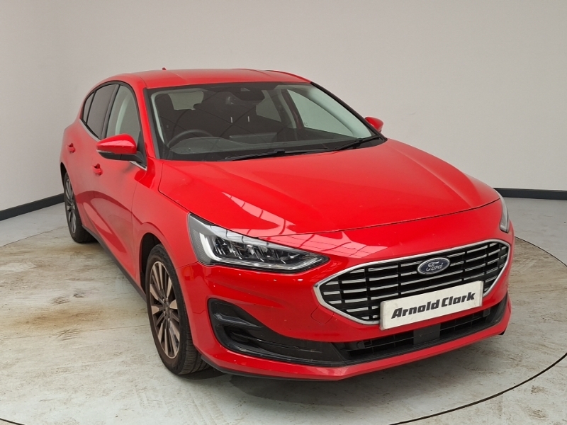 Ford Focus 1.0 Ecoboost Hybrid Mhev 155 Titanium X Red