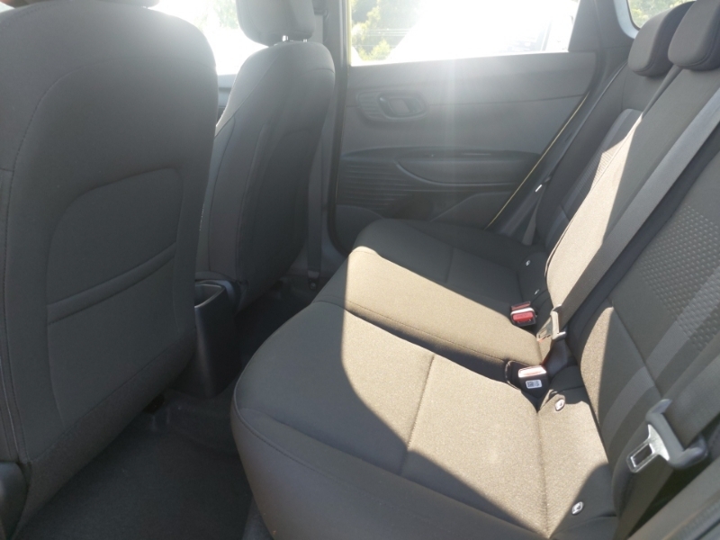 Hyundai I20 1.0T Gdi 90 Black Line SC26XYM Yellow #6